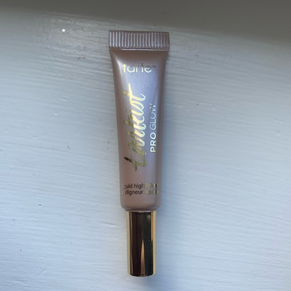 makeup glow highlight bundle! tarte, coverfx, mac - Picture 3 of 8